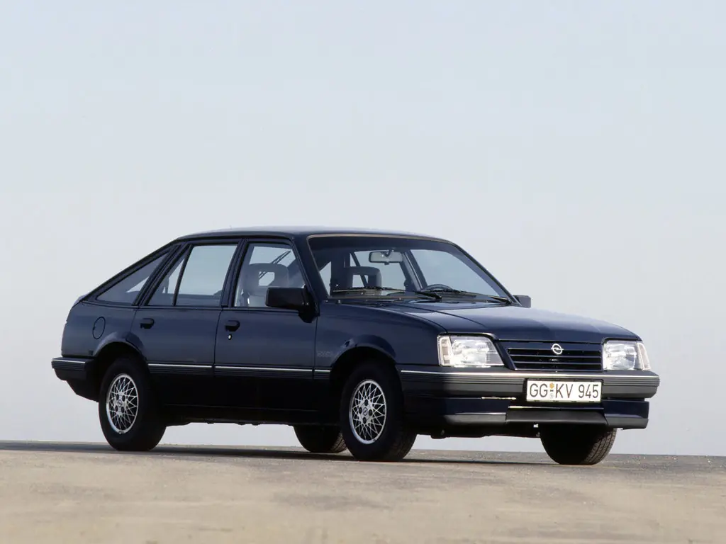 Opel Ascona 3 поколение, 2-й рестайлинг, хэтчбек 5 дв. (08.1986 - 10.1988)